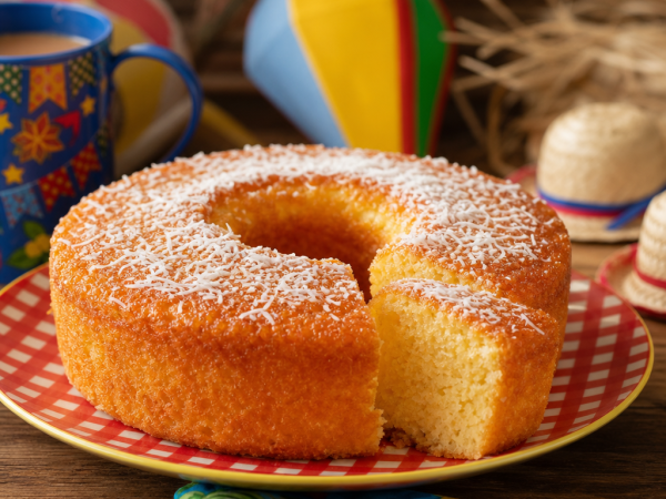Receita de Bolo Sao Joao Facil e Delicioso para Festas